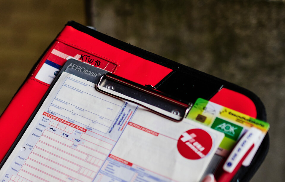 UNA AMBULANZ Berlin - Antrag auf Fahrkosten-Übernahme bei der Krankenkasse