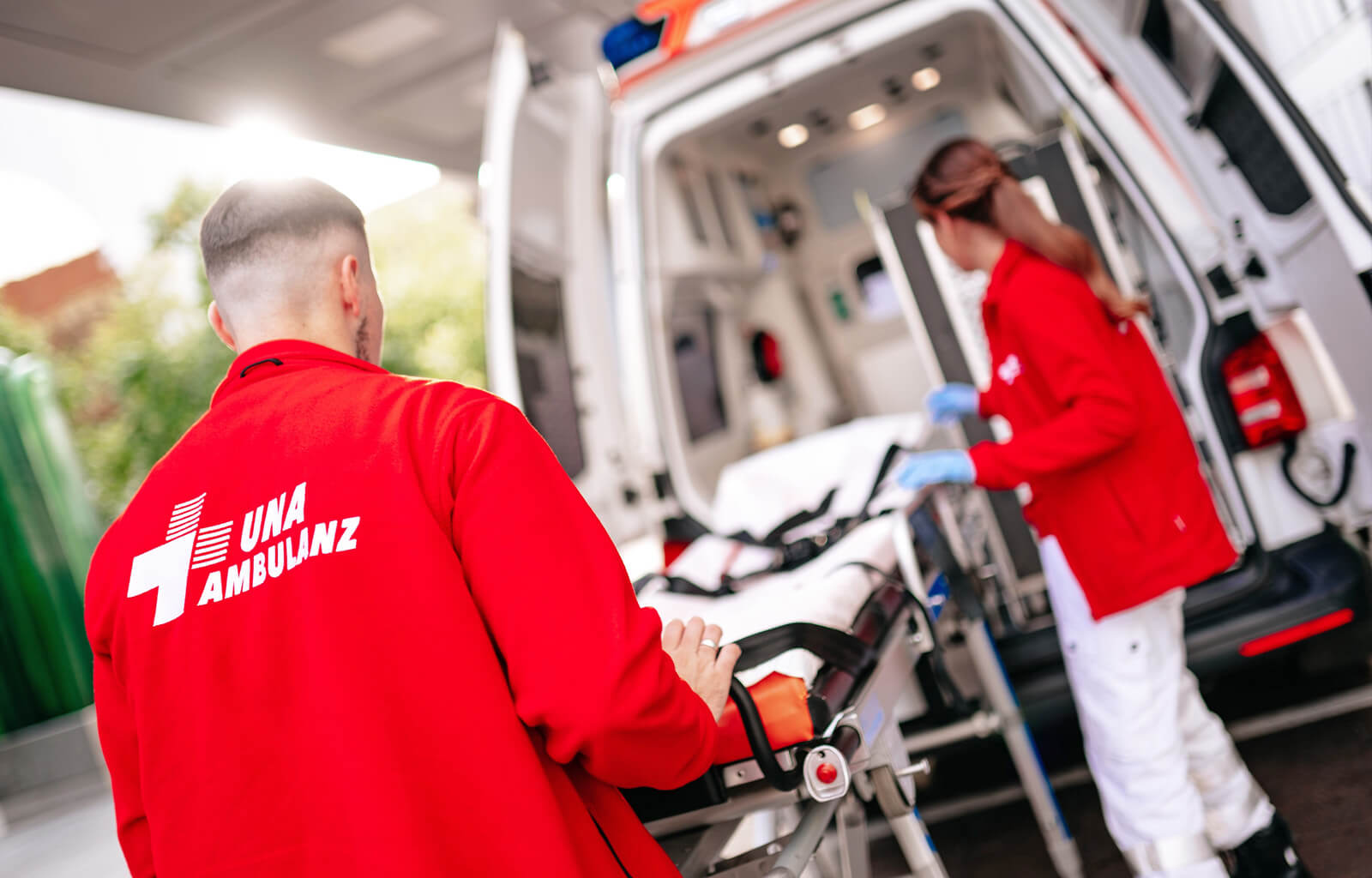 UNA AMBULANZ Berlin - Krankentransport - zuverlässige Planung