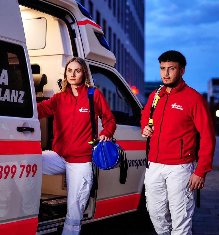 UNA AMBULANZ Berlin - Rückholdienst Team