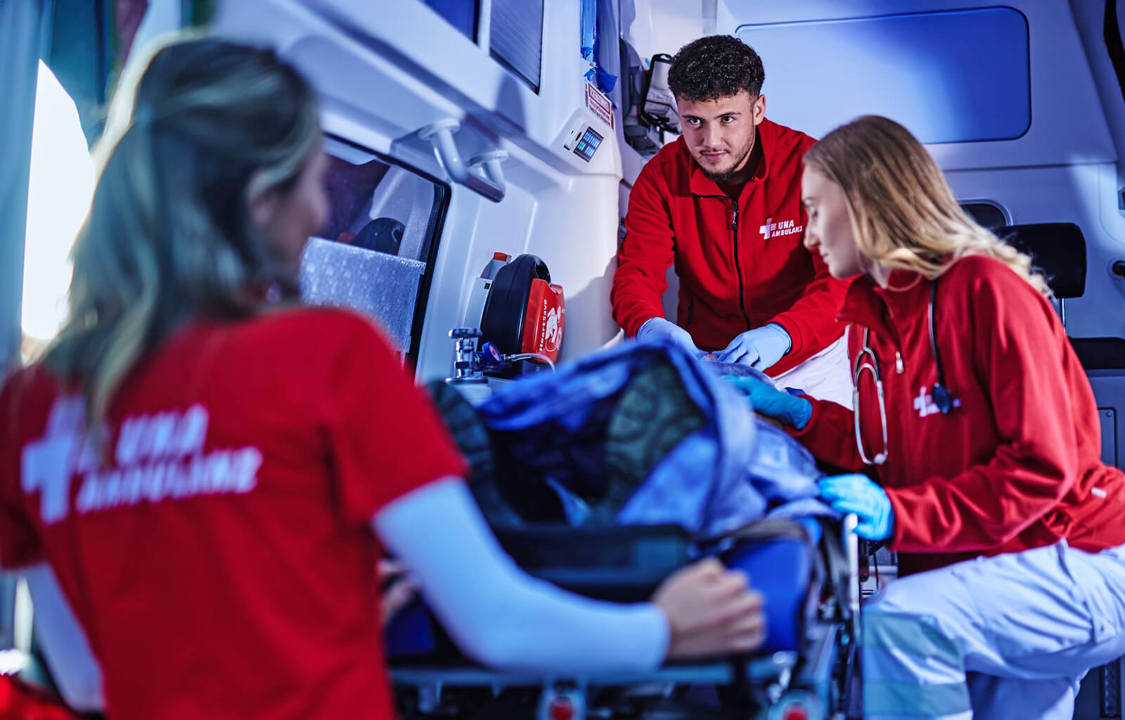 UNA AMBULANZ Berlin - Rückholdienst - International und deutschlandweit